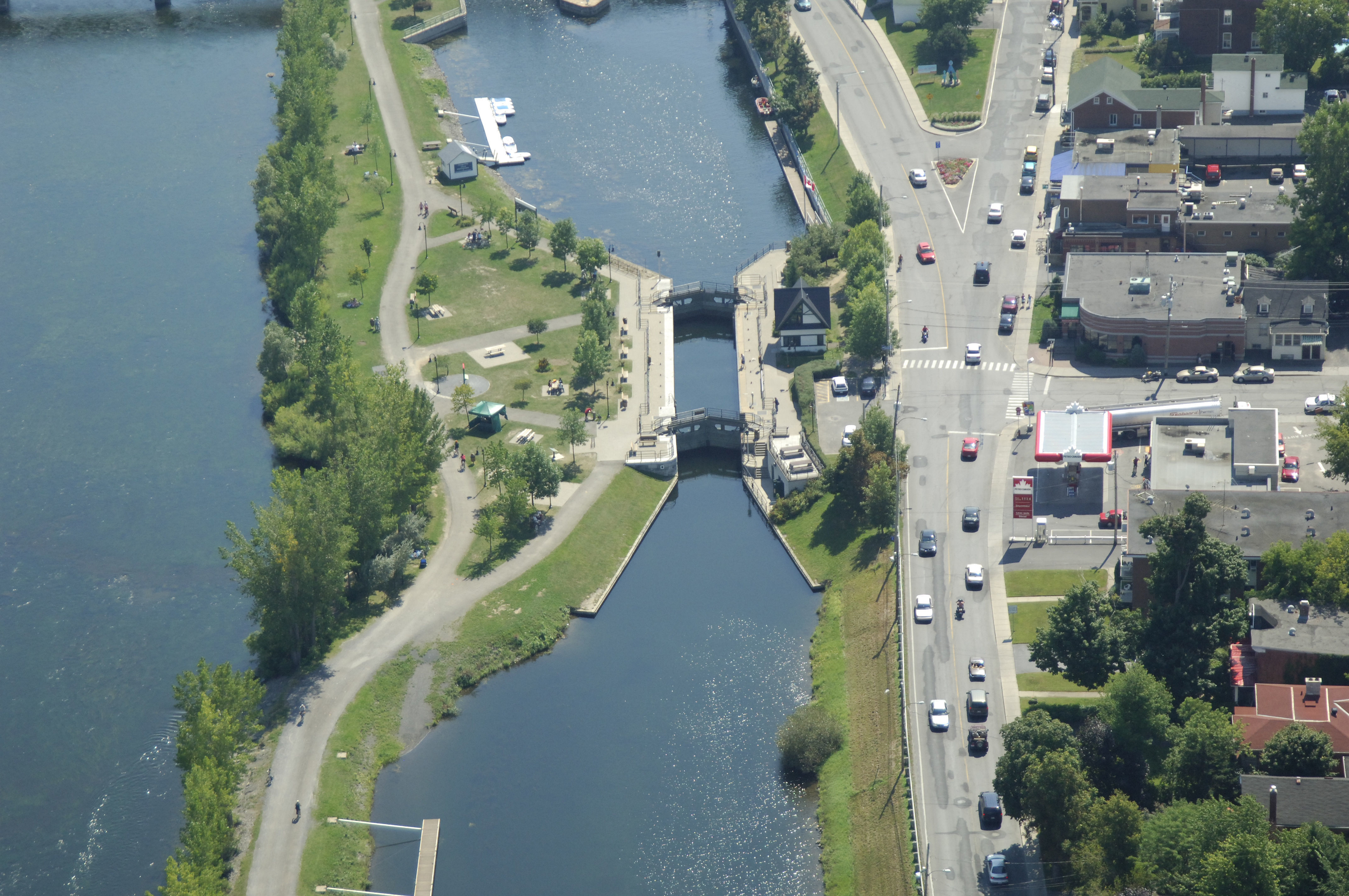 Chambly Canal Lock 9 - Saint-Jean-sur-Richelieu lock image