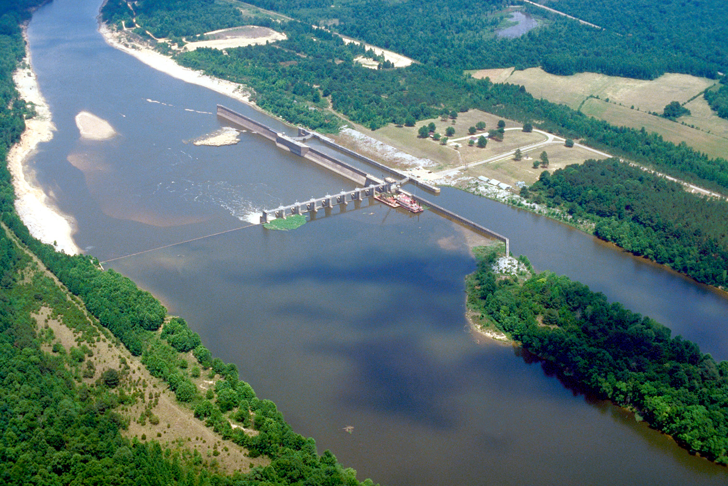 Coffeeville Lock and Dam lock image