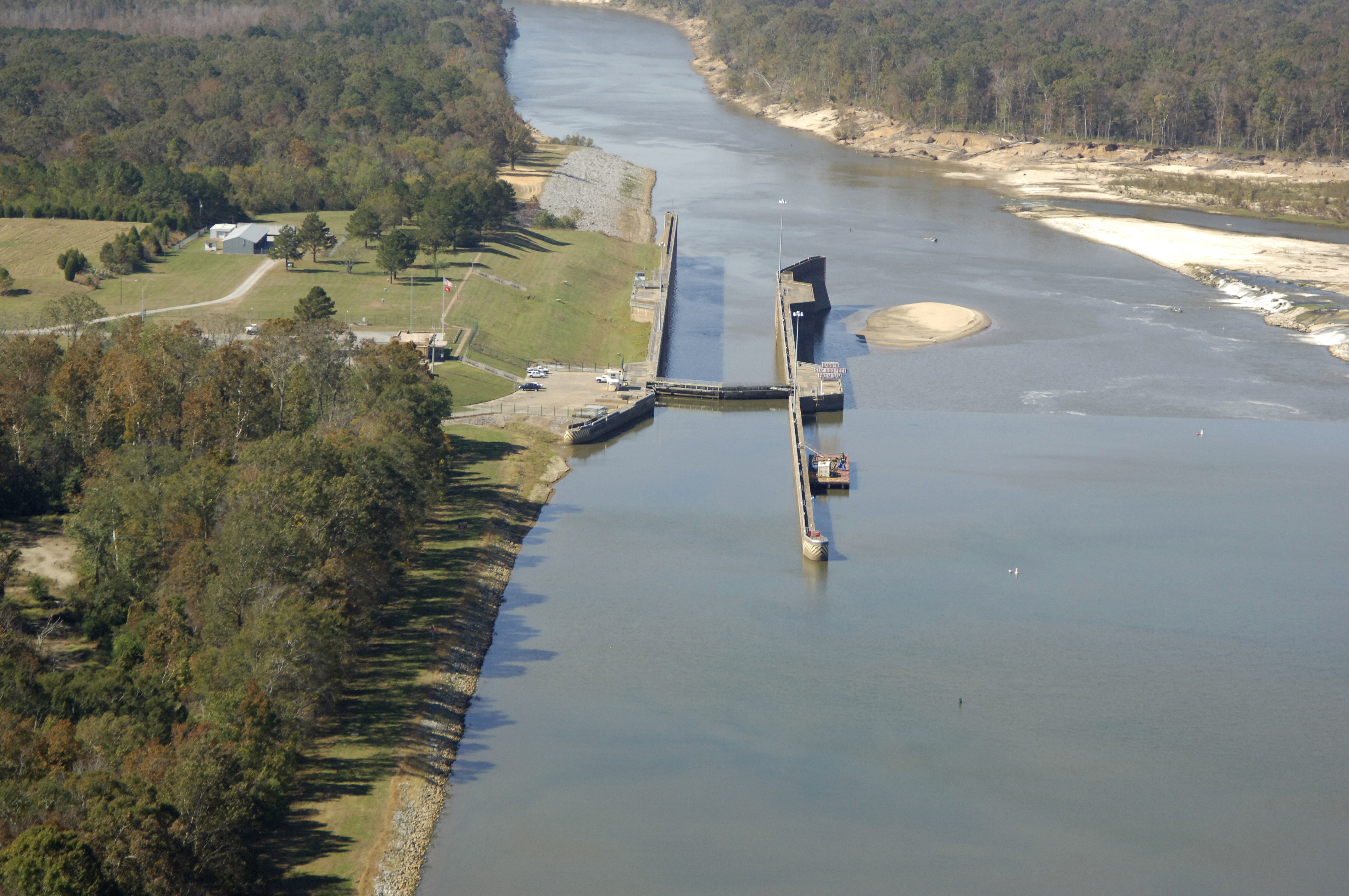 Demopolis Lock and Dam lock image