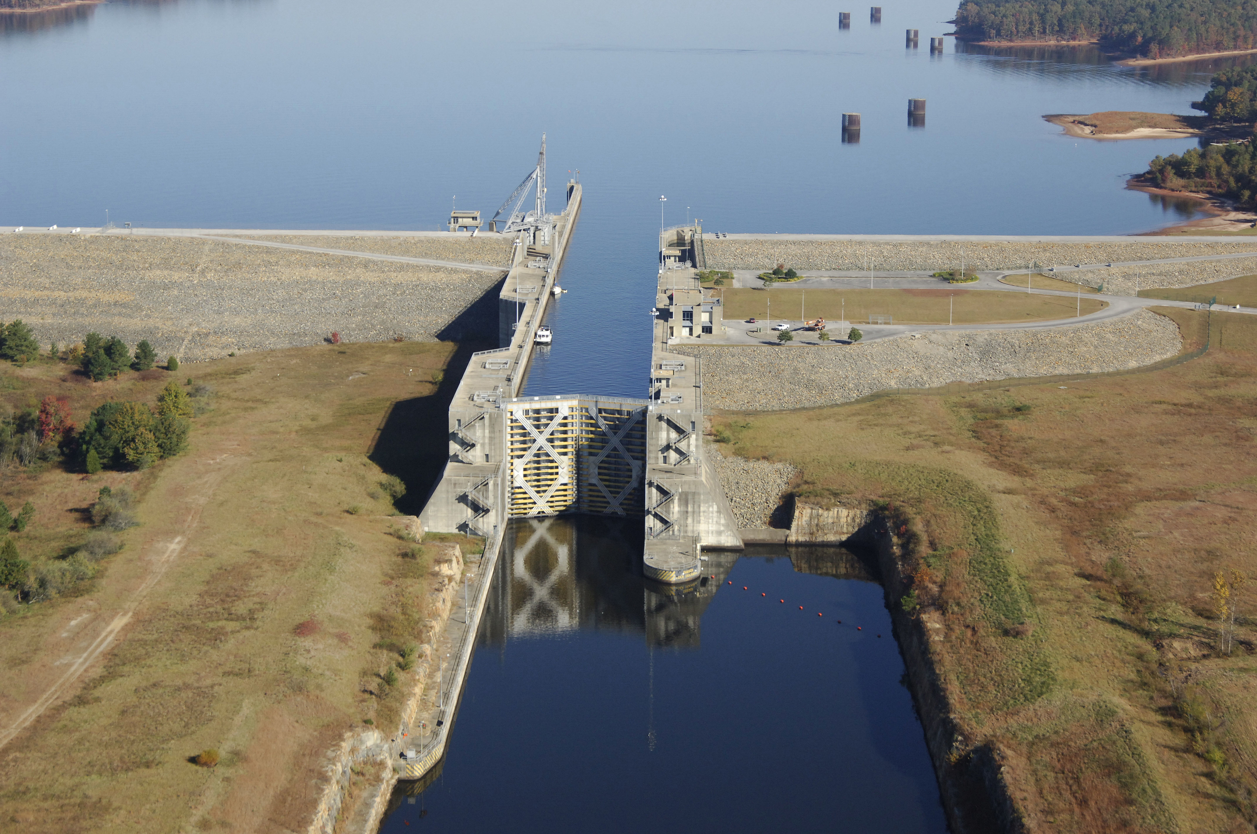 Jamie L. Whitten Lock and Dam lock image