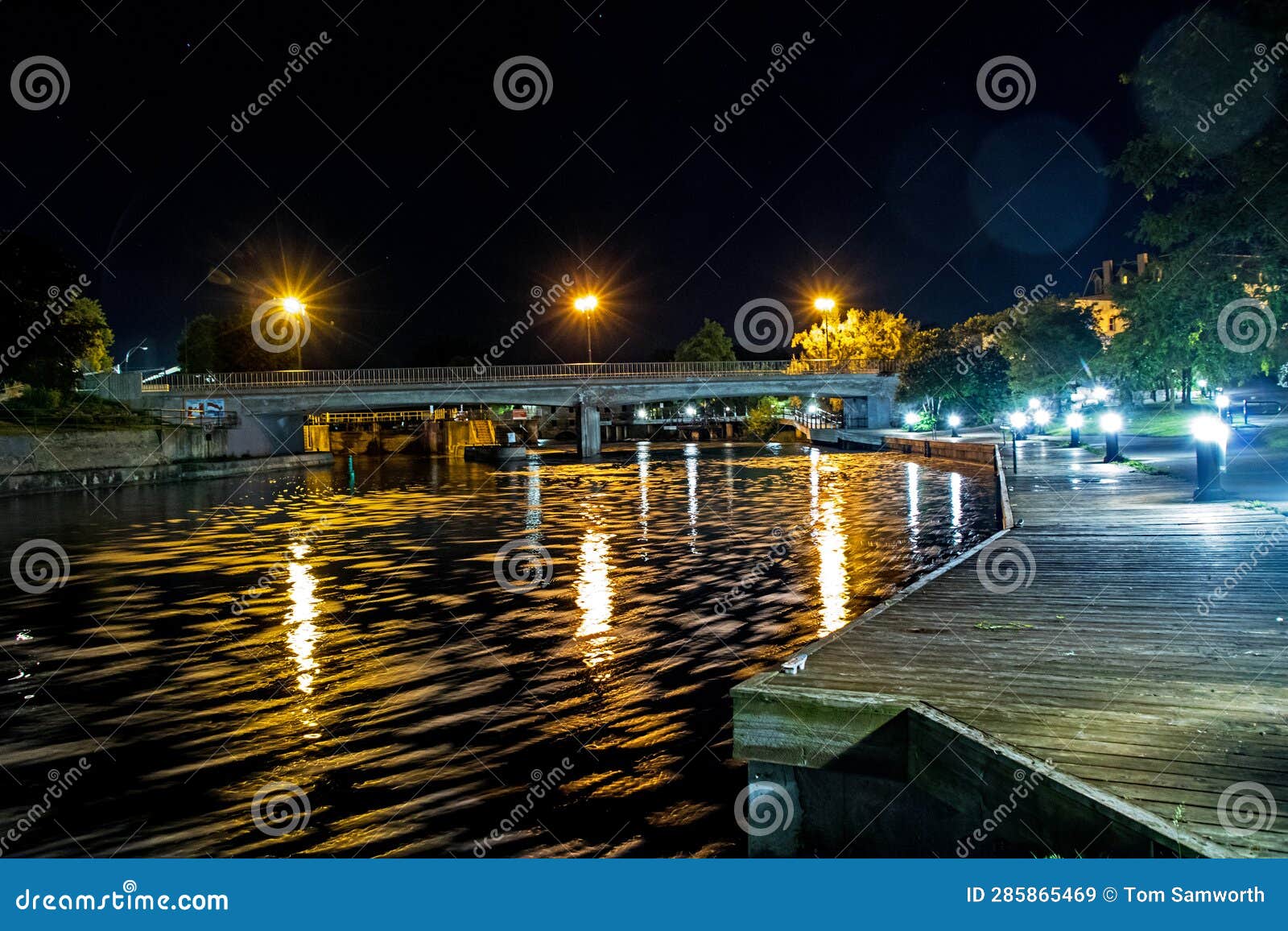 Lock 33 - Lindsay lock image