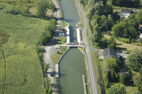 Chambly Canal Lock 8 - Saint-Jean-sur-Richelieu lock image