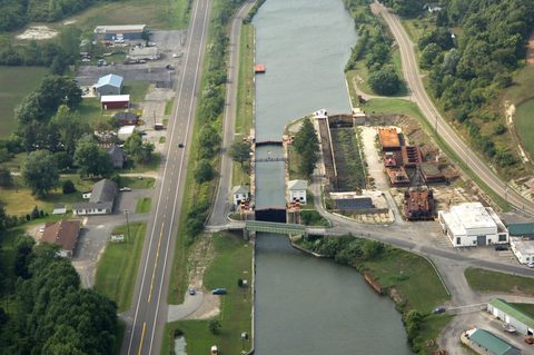 E28A Lyons lock image