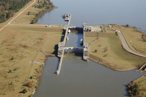 Glover Wilkins Lock and Dam lock image