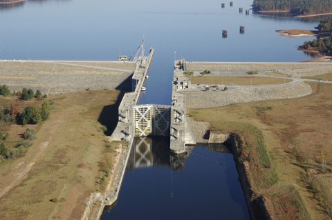 Jamie L. Whitten Lock and Dam lock image