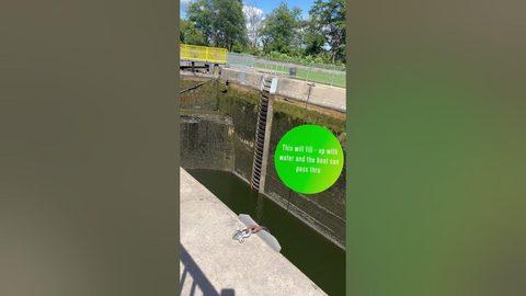 Lock 14 - Crowe Bay lock image