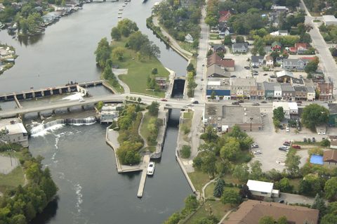 Lock 34 - Fenelon Falls lock image