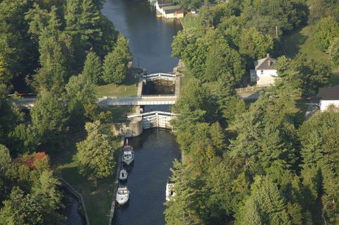 Rideau Lock 37 - Chaffeys lock image