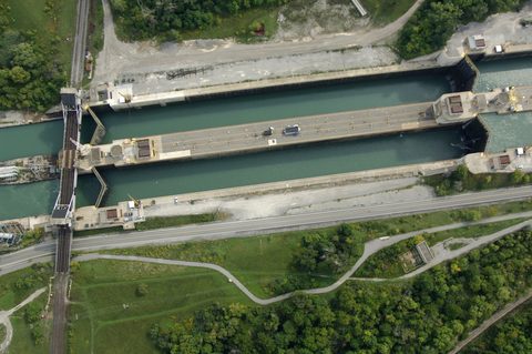 Welland Canal Lock 4 lock image