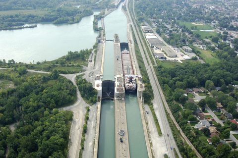 Welland Canal Lock 6 lock image