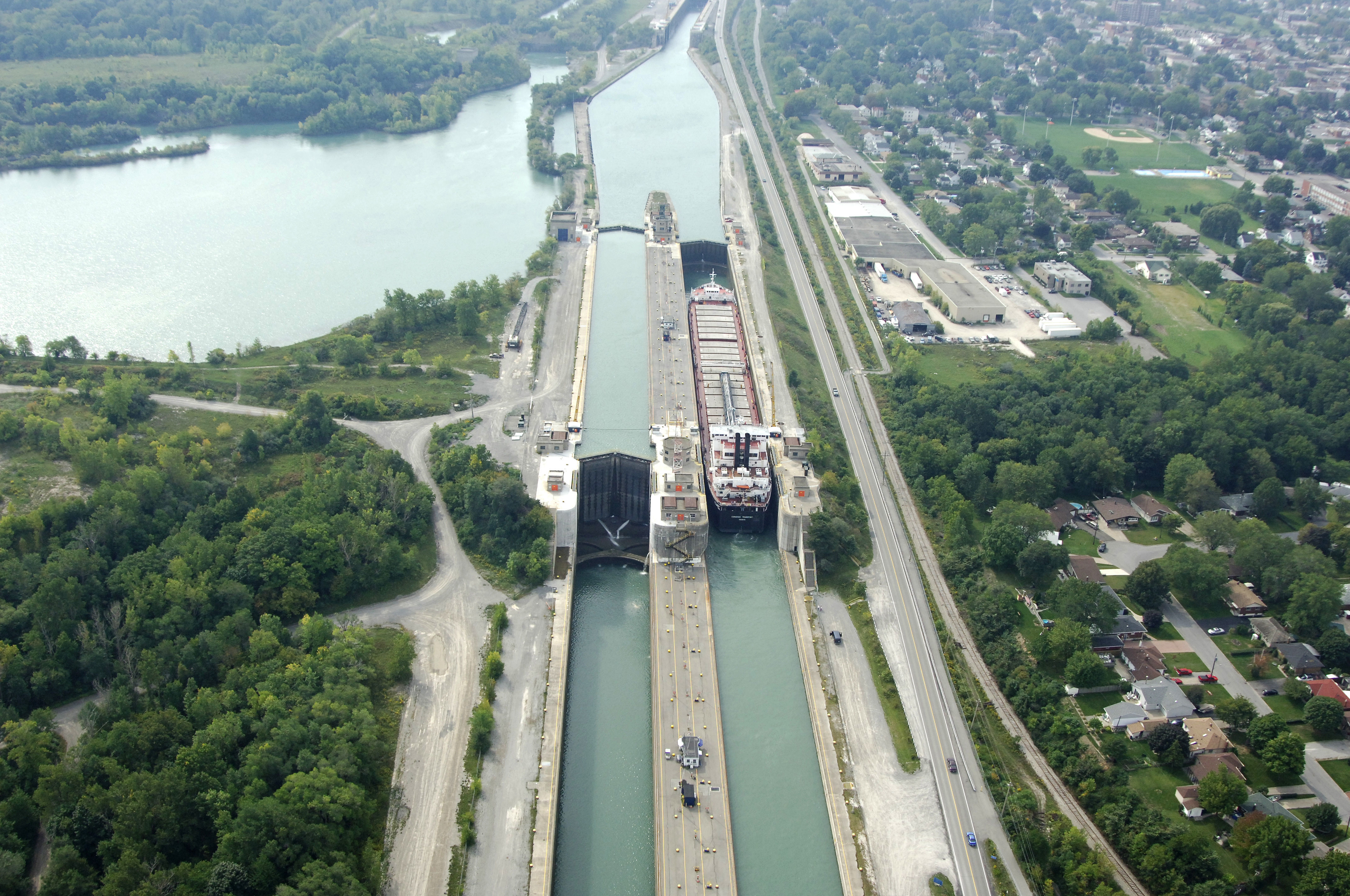Welland Canal Lock 6 lock image